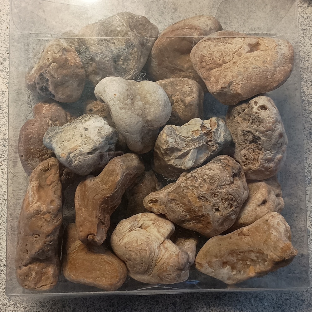 Natural Banded Agate Crystal Rocks, Lot 3.2 lb - Picture 4 of 10